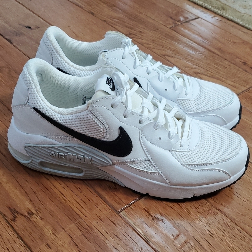 Nike Air Max Excee Sneakers